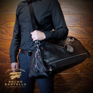 D-0018. Дорожная сумка.