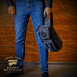 N-0007. Нагрудная сумка.