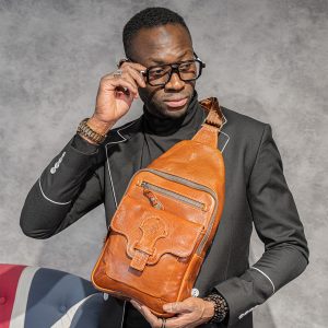 N-0006. Нагрудная сумка.