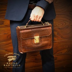 B-0004. Борсетка.