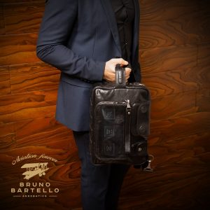 B-0011. Борсетка.