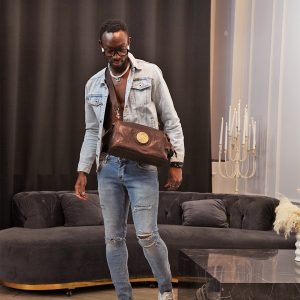 B-0017. Борсетка.