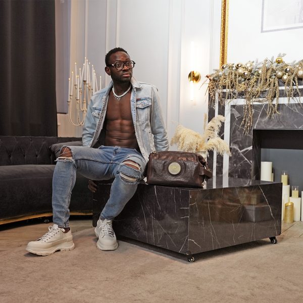 B-0017. Борсетка.