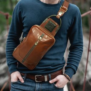 N-0005. Нагрудная сумка.