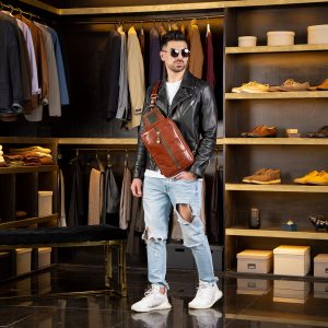 N-0005. Нагрудная сумка.