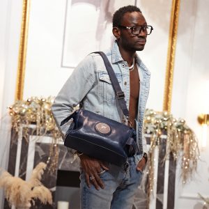 B-0020. Борсетка.