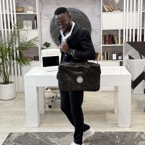 D-0027. Дорожная сумка.