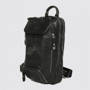 N-0012. Нагрудная сумка.