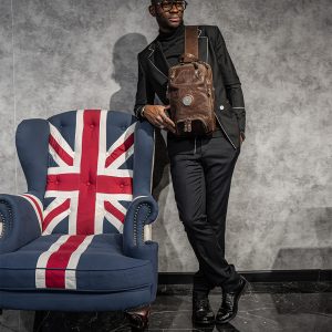 N-0016. Нагрудная сумка.