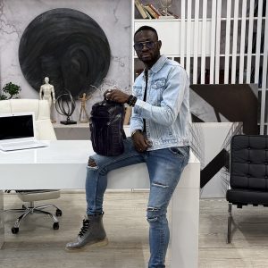 N-0014. Нагрудная сумка.