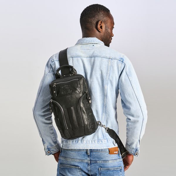 N-0014. Нагрудная сумка.