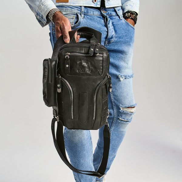 N-0014. Нагрудная сумка.