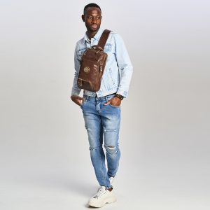 N-0016. Нагрудная сумка.