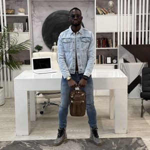 N-0019. Нагрудная сумка.