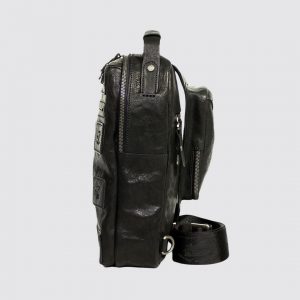 N-0018. Нагрудная сумка.