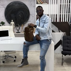 N-0019. Нагрудная сумка.