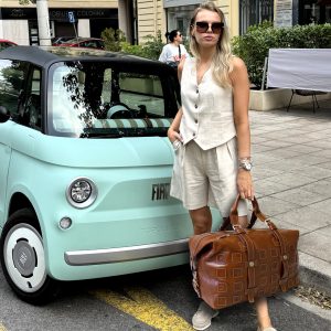 D-0009-W. Дорожная сумка.