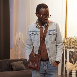 B-0032. Борсетка.