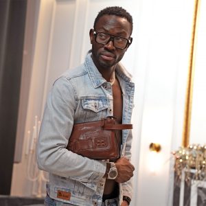 B-0034. Борсетка.