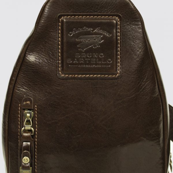 N-0020. Нагрудная сумка.