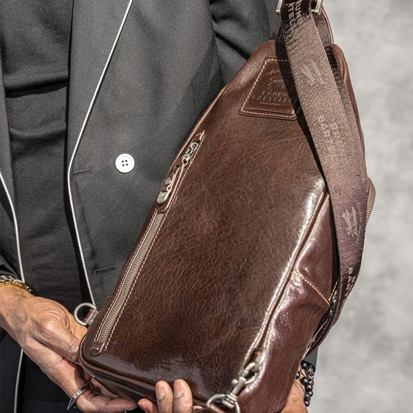 N-0020. Нагрудная сумка. N-0020. Нагрудная сумка.