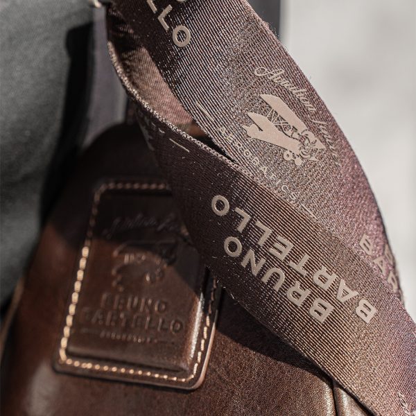 N-0020. Нагрудная сумка. N-0020. Нагрудная сумка.