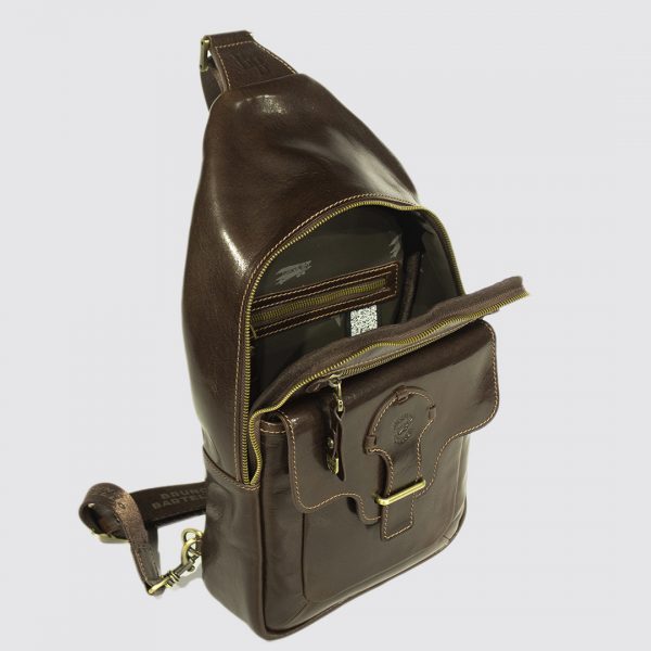 N-0020. Нагрудная сумка.