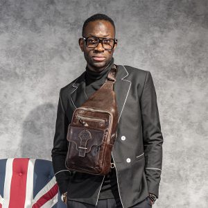 N-0020. Нагрудная сумка.