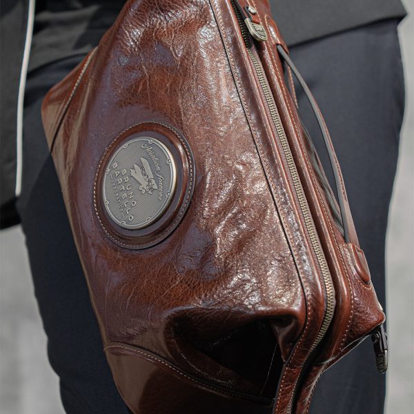 B-0040. Борсетка.