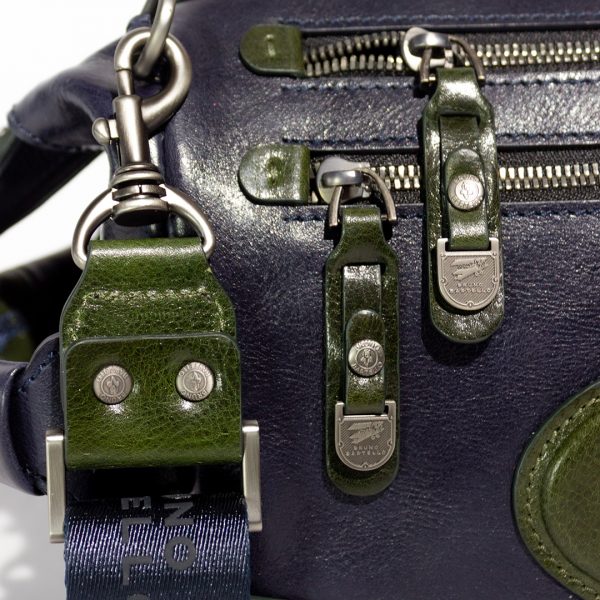 B-0042. Борсетка.